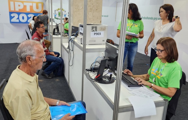 Goiânia: Central do IPTU atende mais de 700 contribuintes em 2 dias