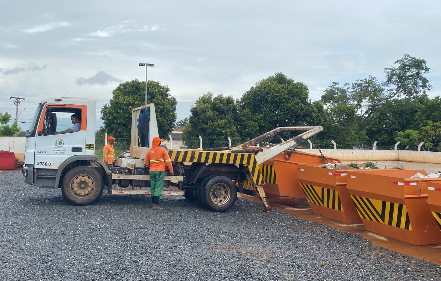 Goiânia conta com 5 ecopontos para descarte responsável de restos de obras