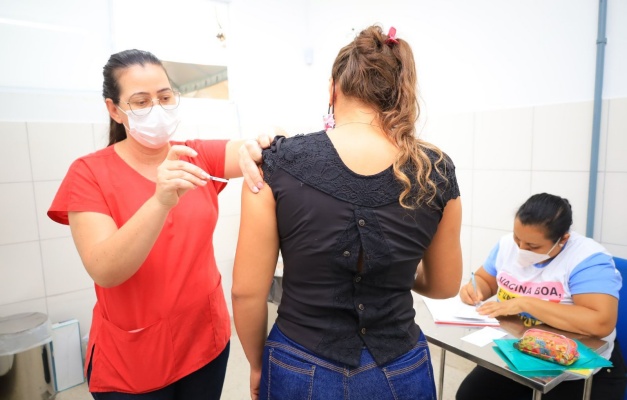 Goiânia mantém quatro pontos de vacinação durante o carnaval