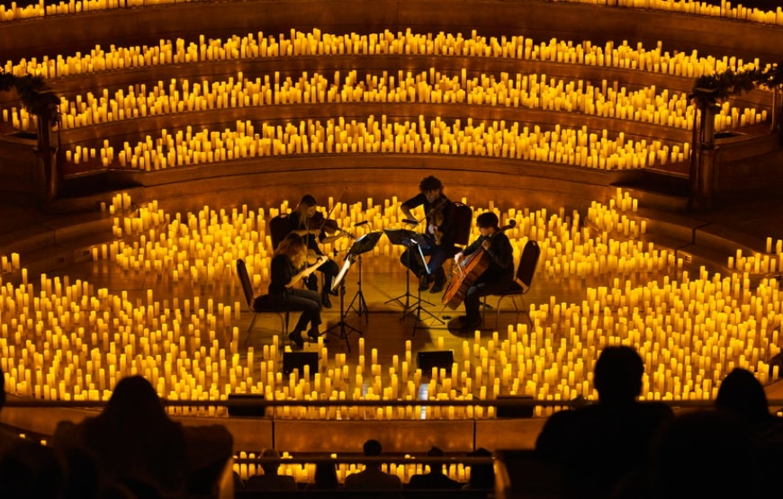 Goiânia recebe apresentação de concerto em ambiente à luz de velas 