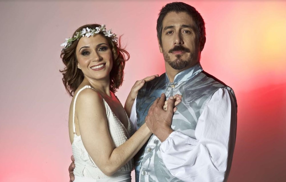 Goiânia recebe espetáculo de comédia romântica 'Amantes do Teatro'