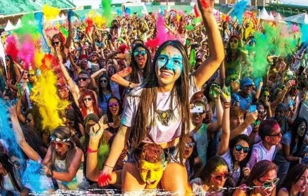 Goiânia recebe festival das cores com shows de funk e música eletrônica