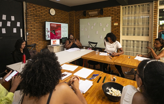 Goiânia tem oficina de escrita criativa voltada para mulheres negras