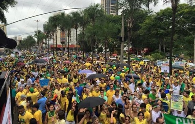 Goiânia terá ato pelo impeachment de Dilma neste domingo (31)