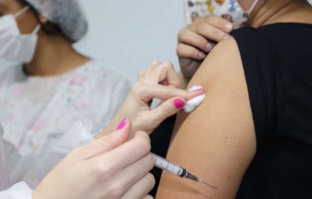 Goiânia terá vacinação e testagem de covid-19 neste fim de semana