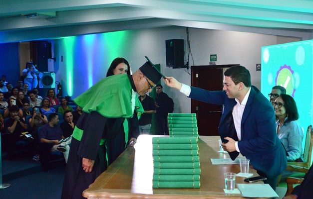 Goiás alcança maior taxa de jovens de baixa renda no ensino superior em 2024