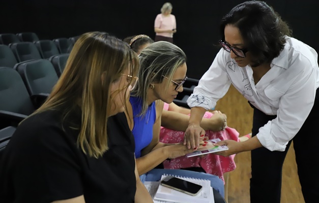 Goiás amplia treinamento de profissionais na prevenção do câncer de mama