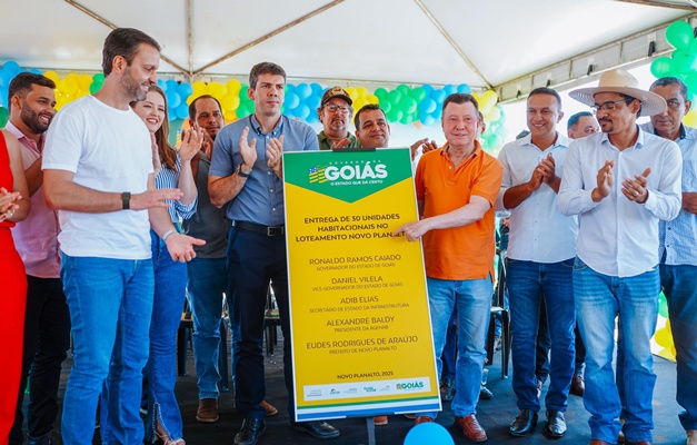 Goiás entrega mais de 100 casas em Novo Planalto, Mara Rosa e Campinorte