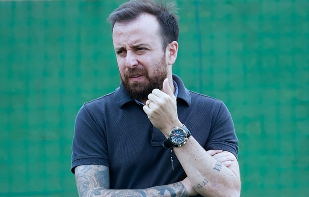 Goiás Esporte Clube anuncia saída do diretor de futebol Lucas Andrino