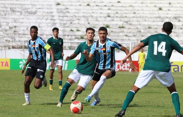 Goiás perde para o Grêmio por 4 a 0 e é eliminado da Copinha 2025 