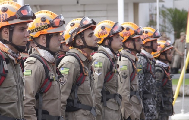 Goiás publica editais de concursos do Corpo de Bombeiros com 612 vagas