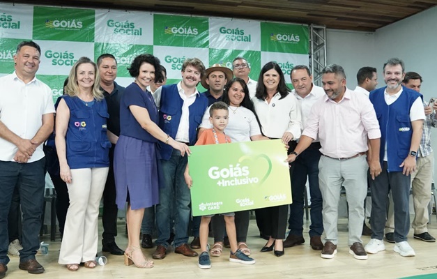 Goiás Social leva benefícios para a população de Senador Canedo