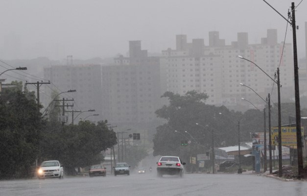 Goiás tem risco de tempestade e ventos intensos durante a semana