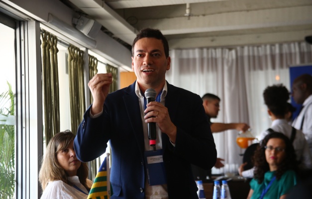 Goiás terá bolsas de mestrado em universidades de destaque no exterior