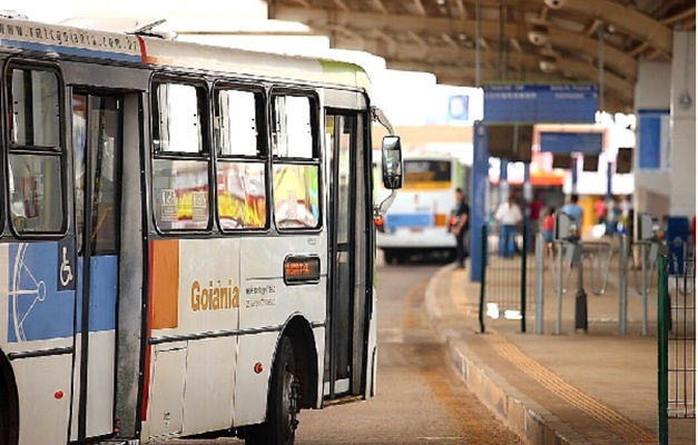 Goiás vai reforçar segurança de passageiras mulheres no transporte coletivo