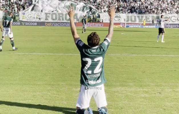 Goiás vence o Volta Redonda por 2 a 0 e dispara na liderança da Série B