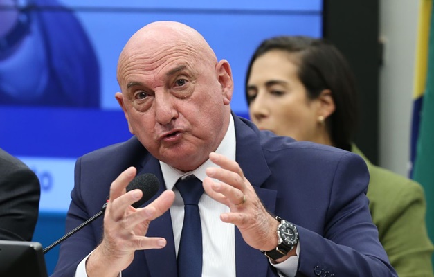 Gonçalves Dias, ex-GSI, diz não ter recebido relatório de ações do MST