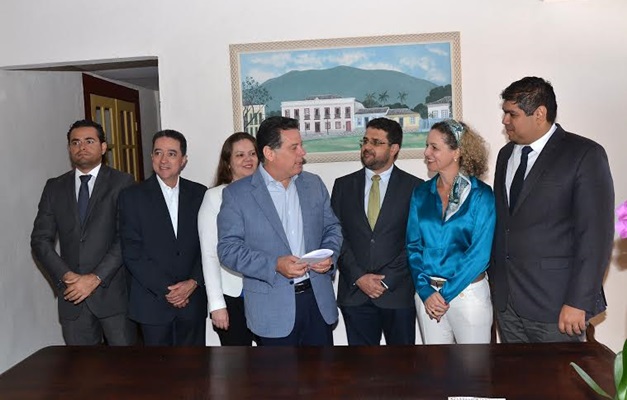 Governador destaca dedicação de Ana Carla à frente da Sefaz Goiás