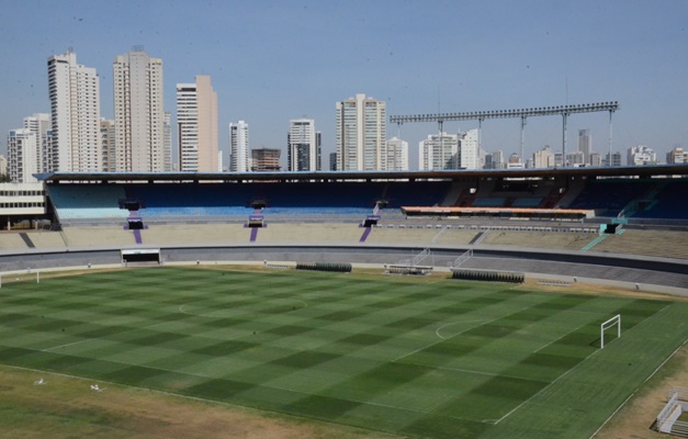 Governo avalia três projetos de modernização do Estádio Serra Dourada