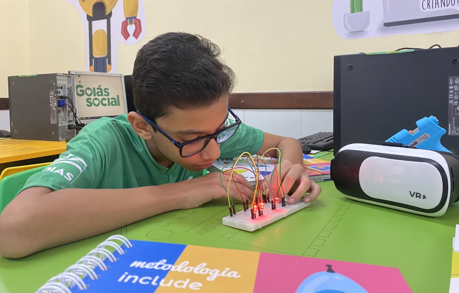 Governo de Goiás abre 1,5 mil vagas para cursos gratuitos de robótica