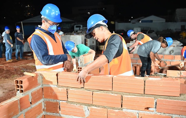 Governo de Goiás certifica 180 trabalhadores qualificados gratuitamente