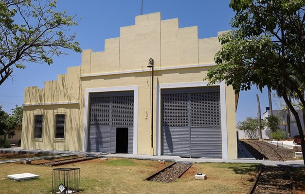 Governo de Goiás inaugura primeiro cinema público de Pires do Rio