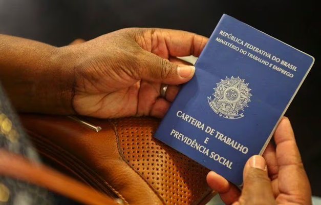 Governo de Goiás lança app focado na interação entre empresas e candidatos