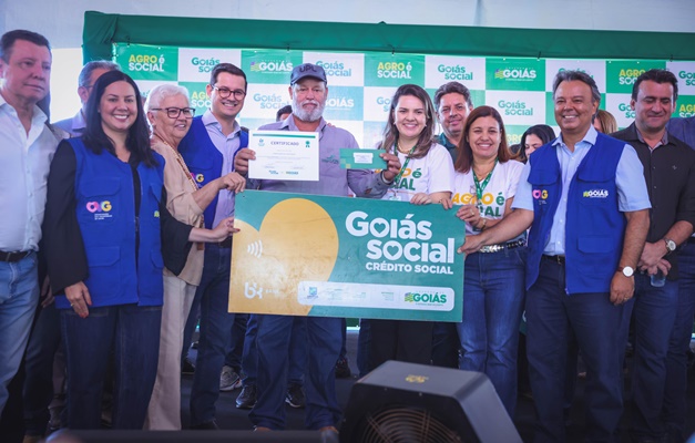 Governo de Goiás leva programas sociais a pequenos agricultores de Jussara