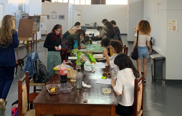 Governo de Goiás oferece oficinas gratuitas de artes em Goiânia