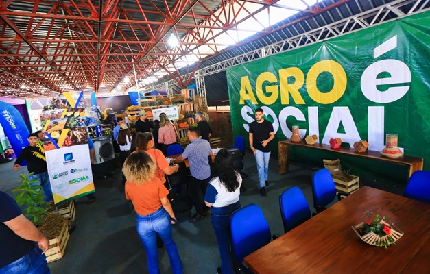Governo de Goiás oferta 4 mil vagas de emprego durante a pecuária de Goiânia