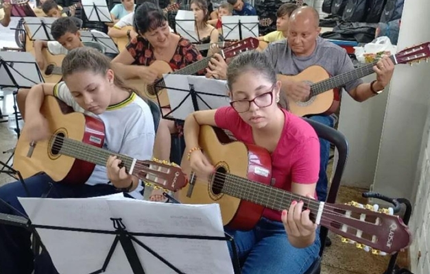 Governo de Goiás oferta 729 vagas para cursos de música e teatro 