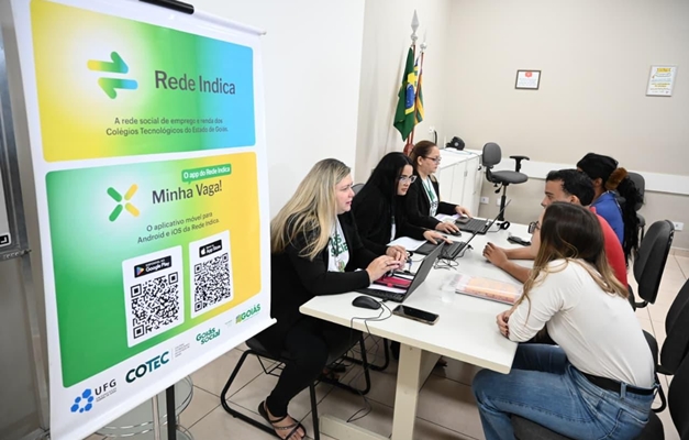 Governo de Goiás realiza último feirão de empregos de 2025 em Goiânia
