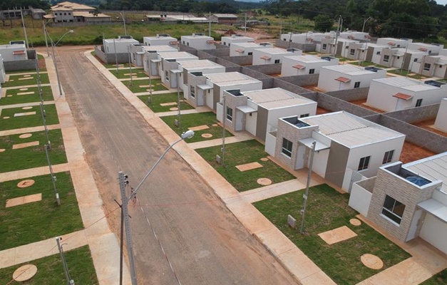 Águas Lindas de Goiás-GO - Casa do Construtor