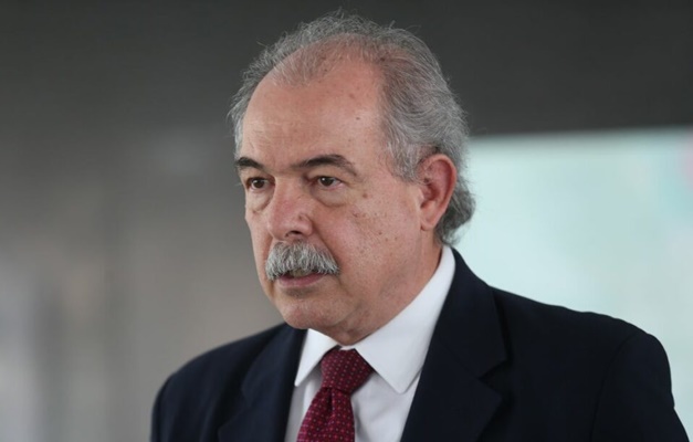 Governo estuda converter dívidas de empresas com a União em investimentos