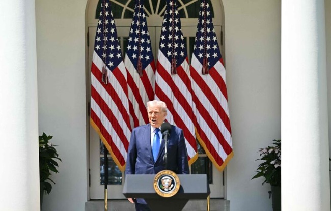 Governo Trump suspende novas entrevistas para vistos estudantis