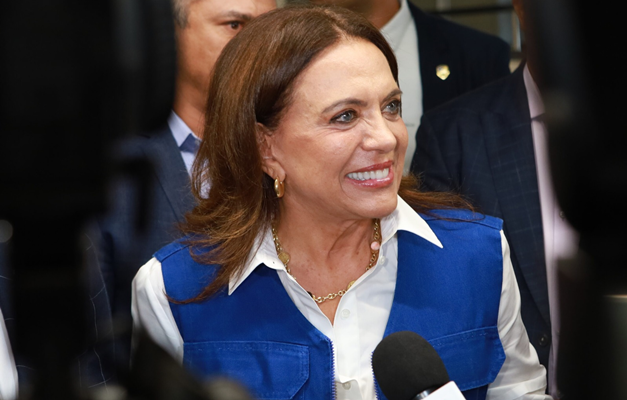 Gracinha Caiado prestigia lançamento do projeto Defensorias do Araguaia 