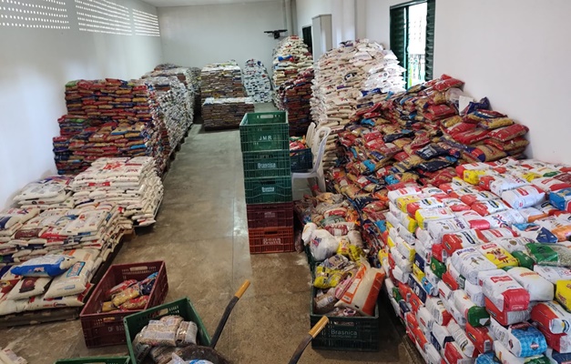 Grande Arraial de Goiânia reúne 150 mil pessoas e 100 toneladas em doações