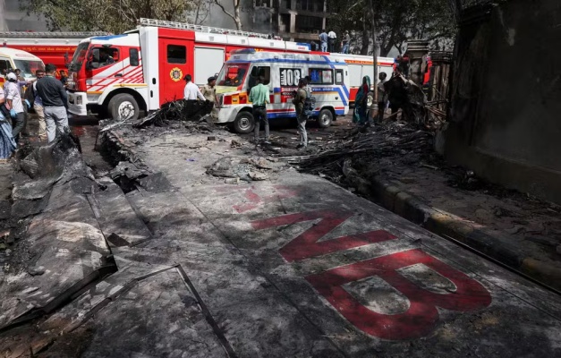Grupo da Air India oferece US$ 116 mil para famílias de cada um dos mortos em acidente aéreo