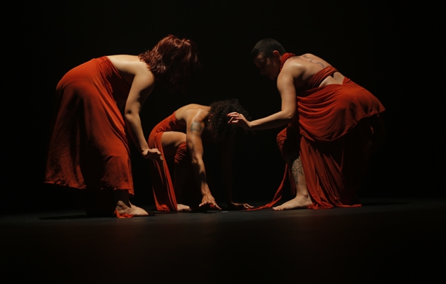 Grupo Nômades apresenta espetáculo de dança na cidade de Goiás