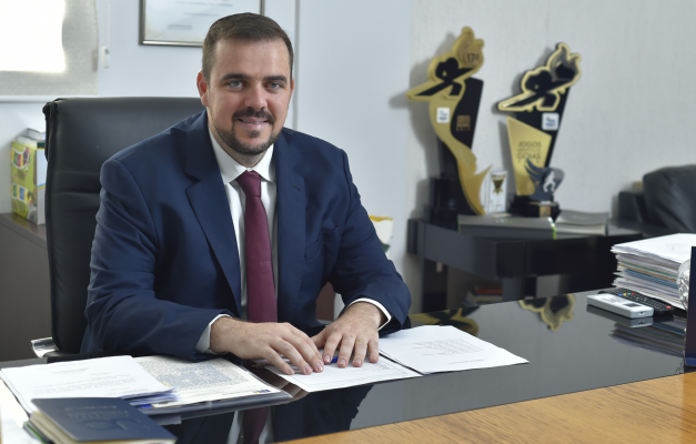 Gustavo Mendanha faz balanço da gestão e lista obras realizadas em 2019