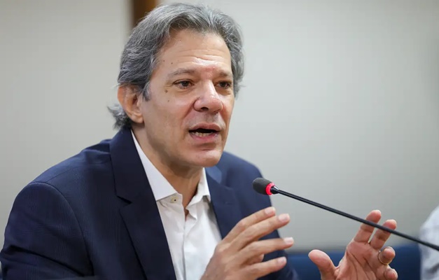 Haddad desmente imposto sobre pets e Pix após vídeo falso feito com IA