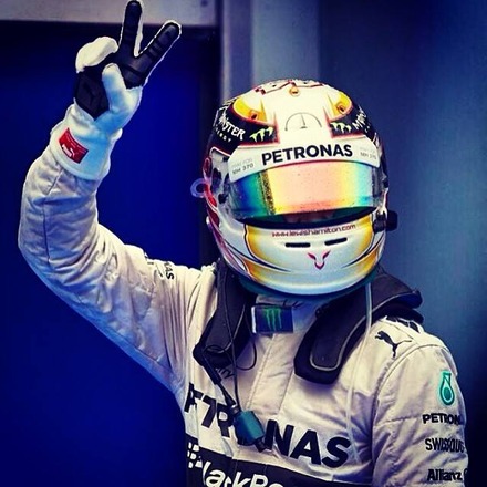 Hamilton conquista a quarta pole do ano no Bahrein