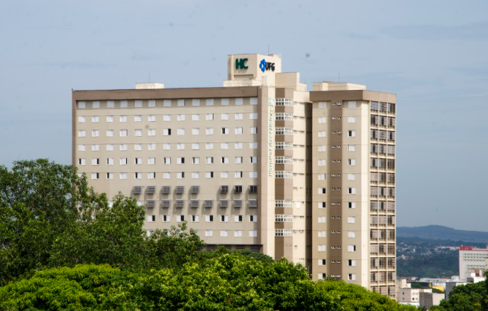 HC-UFG abre processo seletivo com salário de R$ 9 mil  para neonatologista 
