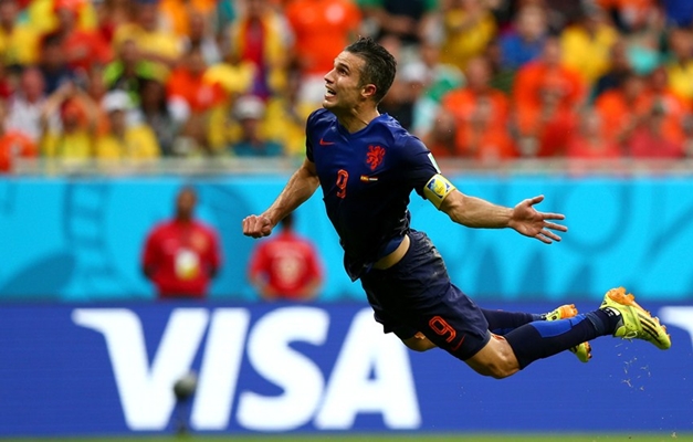 Holanda surpreende, e de virada, faz 5 a 1 na Espanha