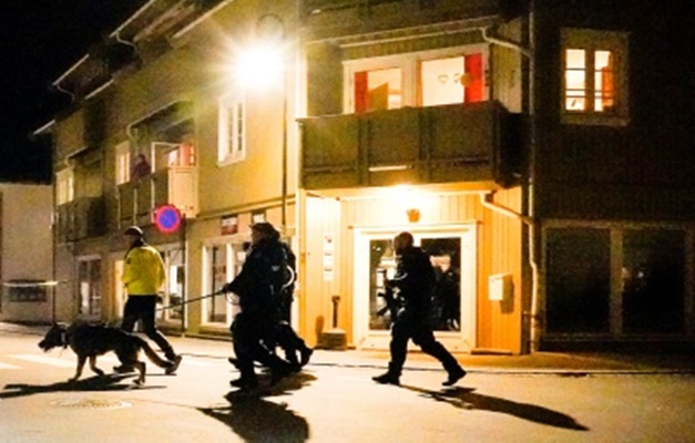 Homem com arco e flecha mata diversas pessoas no interior da Noruega, diz  polícia - @aredacao