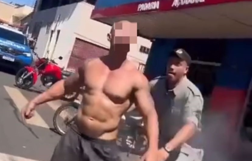 Homem em suposto surto psicótico é contido pela PM em Goiânia 