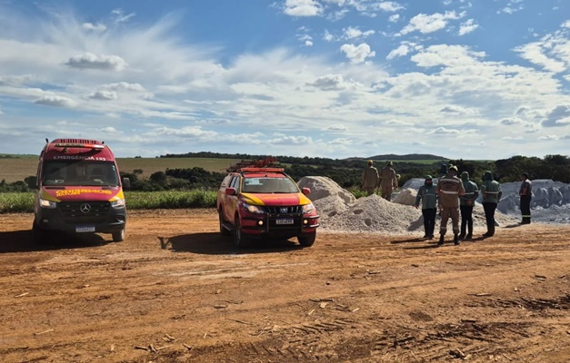 Homem morre soterrado por carga de gesso agrícola na zona rural de Goianésia