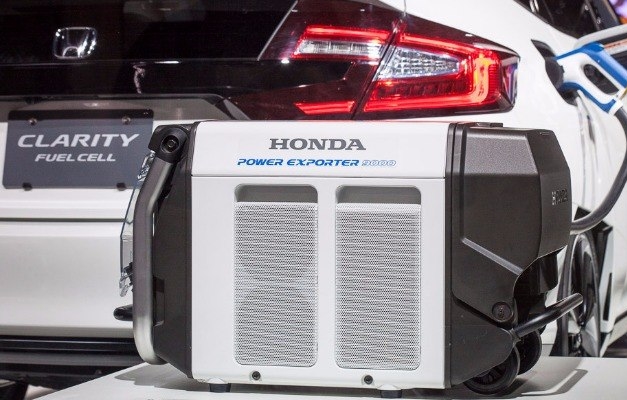 Honda apresenta carro movido a hidrogênio que gera energia para residências