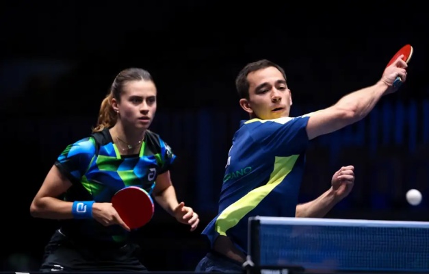 Hugo Calderano e Bruna Takahashi vão à final de torneio na Eslovênia