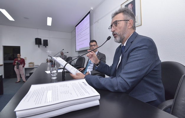 Humberto Aidar defende redução de renúncia fiscal em Goiás após fim de CPI